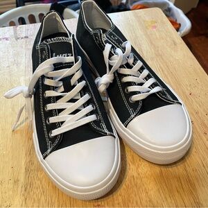 Lugz Black and White Low-Top Sneakers